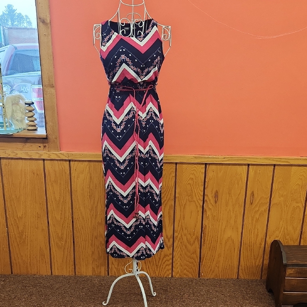 Chevron Patterned Pink and Blue Maxi Dress Girls Size 12